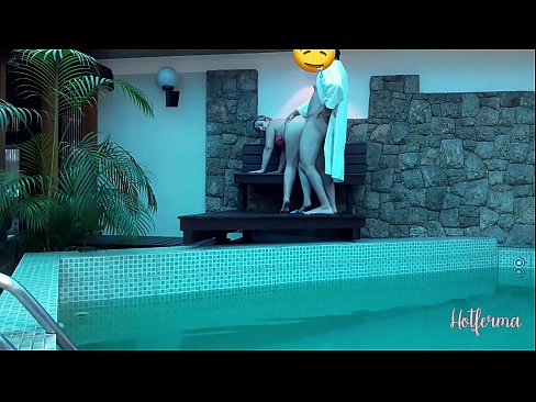 ❤️ Boss jistieden maid għall-pool, iżda ma setgħetx tirreżisti sħun ️ Porn iebes lilna mt.onetubes.top